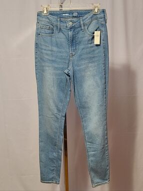 Old Navy High-Rise RockStar Super Skinny Jeans